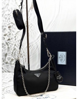 (LIKE NEW) PRADA RE-EDITION 2005 BAG IN BLACK RE-NYLON WITH SAFFIANO LEATHER -FULL SET-