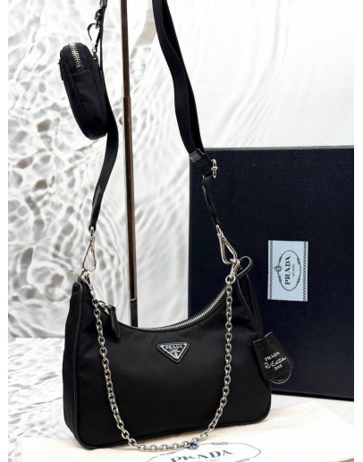 (LIKE NEW) PRADA RE-EDITION 2005 BAG IN BLACK RE-NYLON WITH SAFFIANO LEATHER -FULL SET-