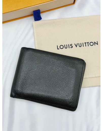 (RAYA PROMO) LOUIS VUITTON MULTIPLE WALLET IN BLACK TAIGA LEATHER -FULL SET-