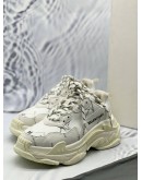(LIKE NEW) BALENCIAGA TRIPLE S ALLOVER LOGO SNEAKERS SIZE US 8 IN WHITE WITH BLACK CALFSKIN LEATHER -FULL SET-