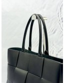 (LIKE NEW) BOTTEGA VENETA MEDIUM ARCO TOTE BAG IN BLACK INTRECCIATO LEATHER