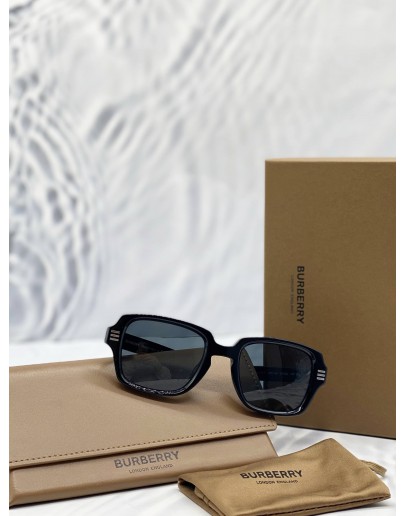 BURBERRY ELDON SUNGLASSES IN BLACK -FULL SET-
