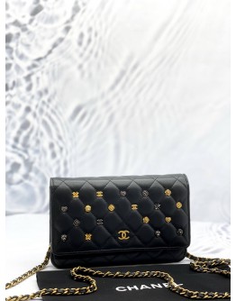(LIKE NEW) MICROCHIP CHANEL 18K LUCKY CHARMS WALLET ON CHAIN IN BLACK LAMBSKIN LEATHER -FULL SET-