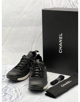 (LIKE NEW) CHANEL CC INTERLOCKING SNEAKERS SIZE 40 IN BLACK CALFSKIN LEATHER WITH TECHNICAL TEXTILE -FULL SET-