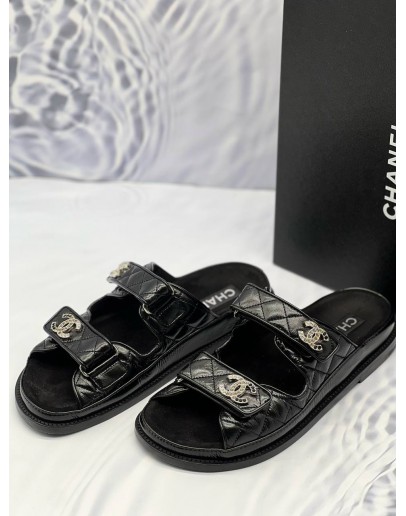 (LIKE NEW) CHANEL VELCRO DAD SANDALS SIZE 38 IN BLACK LAMBSKIN LEATHER
