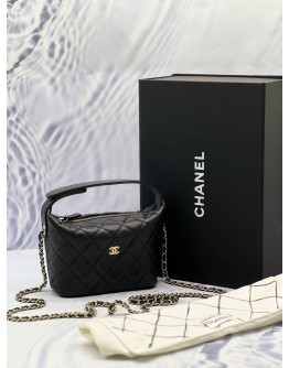 (LIKE NEW) MICROCHIP CHANEL 25 MINI HOBO CHAIN BAG IN BLACK CAVIAR LEATHER -FULL SET-