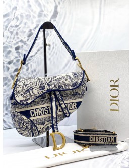 (LIKE NEW) CHRISTIAN DIOR SADDLE SHOULDER BAG IN BLUE TOILE DE JOUY EMBROIDERY -FULL SET-