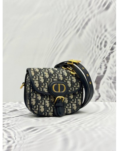 CHRISTIAN DIOR MICRO DIOR BOBBY CROSSBODY BAG IN BLUE DIOR OBLIQUE JACQUARD WITH CALFSKIN LEATHER