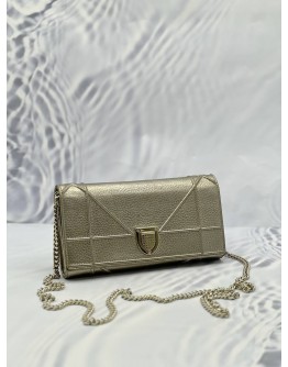 CHRISTIAN DIOR DIORAMA WALLET ON CHAIN IN GOLD LEATHER