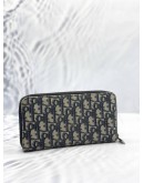 (LIKE NEW) CHRISTIAN DIOR ZIPPED LONG WALLET IN BLUE DIOR OBLIQUE JACQUARD 