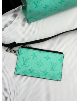 (LIKE NEW) 2023 MICROCHIP LOUIS VUITTON GASTON WEARABLE WALLET IN MIAMI GREEN MONOGRAM CANVAS WITH TAIGARAMA LEATHER