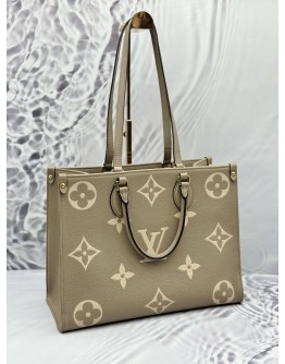 (LIKE NEW) MICROCHIP LOUIS VUITTON ON THE GO MM IN TOURTERELLE WITH CREME MONOGRAM EMPREINTE LEATHER
