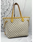 (LIKE NEW) LOUIS VUITTON NEVERFULL MM IN WHITE DAMIER AZUR CANVAS