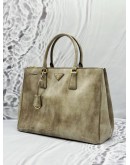 PRADA GALLERIA LARGE DOUBLE ZIP TOTE BAG IN BEIGE PATENT LEATHER