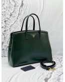 PRADA TOTE TOP HANDLE BAG IN AZZURRO SAFFIANO VERNICE LEATHER