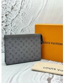 MICROCHIP LOUIS VUITTON POCHETTE VOYAGE MM IN GREY MONOGRAM ECLIPSE CANVAS WITH LEATHER -FULL SET-