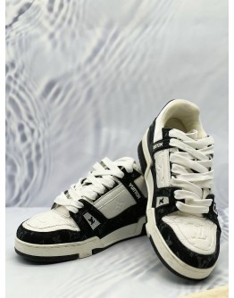 (CNY SALE) LOUIS VUITTON TRAINER SNEAKERS SIZE 39 IN BLACK WITH WHITE MONOGRAM DENIM AND WHITE MONOGRAM EMBOSSED LEATHER