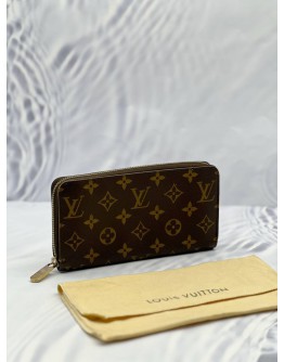 (CNY SALE) LOUIS VUITTON ZIPPY WALLET IN BROWN MONOGRAM CANVAS
