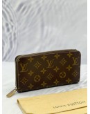 (CNY SALE) LOUIS VUITTON ZIPPY WALLET IN BROWN MONOGRAM CANVAS