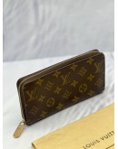 (CNY SALE) LOUIS VUITTON ZIPPY WALLET IN BROWN MONOGRAM CANVAS