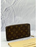 (CNY SALE) LOUIS VUITTON ZIPPY WALLET IN BROWN MONOGRAM CANVAS