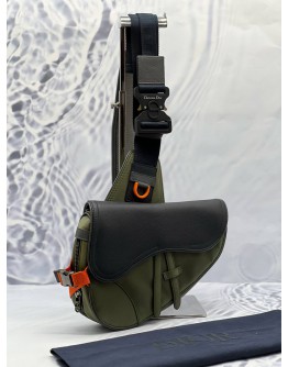 (CNY PROMO) CHRISTIAN DIOR X SACAI SADDLE IN IN OLIVE GREEN NYLON WITH BLACK LEATHER