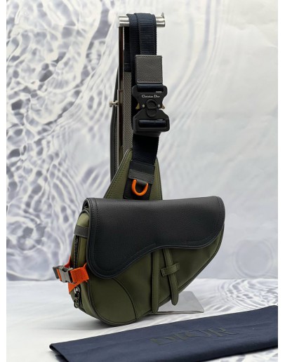 (CNY PROMO) CHRISTIAN DIOR X SACAI SADDLE IN IN OLIVE GREEN NYLON WITH BLACK LEATHER