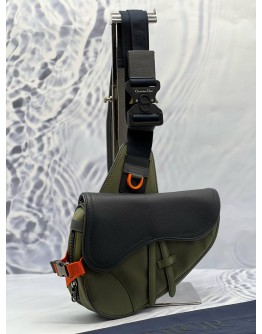 (CNY PROMO) CHRISTIAN DIOR X SACAI SADDLE IN IN OLIVE GREEN NYLON WITH BLACK LEATHER