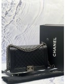 (CNY PROMO) (LIKE NEW) CHANEL BOY NEW MEDIUM FLAP BAG IN BLACK LAMBSKIN LEATHER -FULL SET-