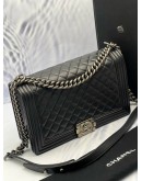 (CNY PROMO) (LIKE NEW) CHANEL BOY NEW MEDIUM FLAP BAG IN BLACK LAMBSKIN LEATHER -FULL SET-