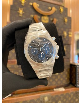 (BRAND NEW) 2025 GIRARD-PERREGAUX LAUREATO CHRONOGRAPH BLUE EYES REF 81020-11-631-11A BLACK DIAL 42MM AUTOMATIC WATCH -FULL SET-