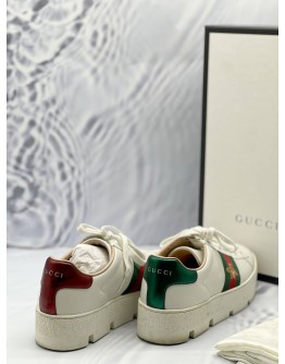 GUCCI ACE BEE PLATFORM SNEAKERS SIZE 38 IN WHITE WITH THE WEB STRIPE AND EMBROIDERED GOLD BEE DEATIL -FULL SET-