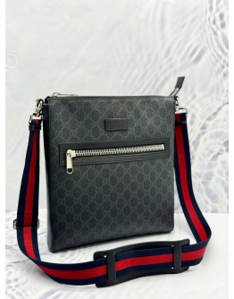 (LIKE NEW) GUCCI MESSENGER BAG IN BLACK GG SUPREME CANVAS AND CALFSKIN LEATHER WITH NAVY BLUE AND RED WEB STRIPE