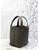 (UNUSED) 2026 HERMES PICOTIN 18 IN VERT OLIVE CLEMENCE LEATHER -FULL SET- 