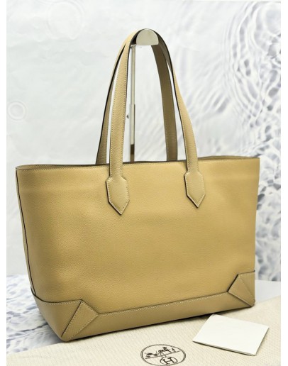 (LIKE NEW) HERMES MAXIBOX CABAS 36 TOTE BAG IN BEIGE EVERCOLOR WITH EPSOM LEATHER