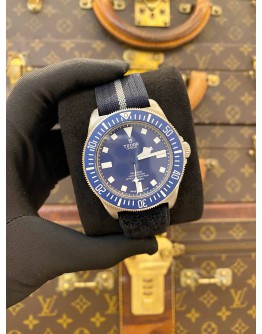 (UNUSED) 2025 TUDOR PELAGOS FXD MARINE NATIONALE BLUE TITANIUM REF 25707 BLUE DIAL 42MM AUTOMATIC WATCH -FULL SET-