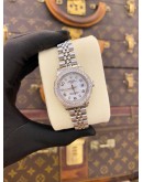 2003 ROLEX OYSTER PERPETUAL DATE DIAMOND BEZEL REF 69174 WHITE DIAL 26MM AUTOMATIC WATCH