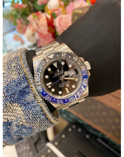 (LIKE NEW) 2013 ROLEX GMT-MASTER II BATMAN REF 116710 BLACK DIAL 40MM AUTOMATIC WATCH -FULL SET-