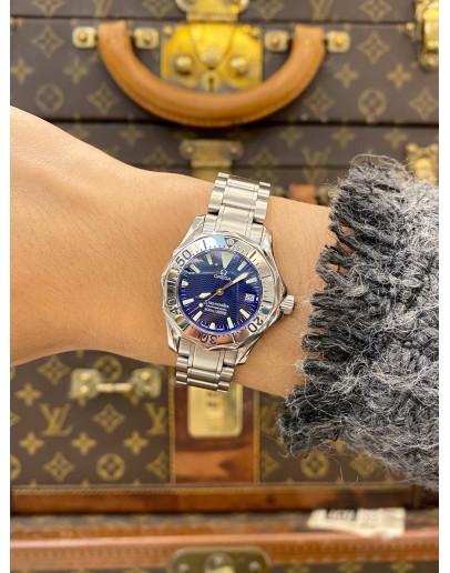 2012 OMEGA SEAMASTER PROFESSIONAL DIVER 300M REF 2285.80.00 BLUE DIAL 28MM QUARTZ WATCH