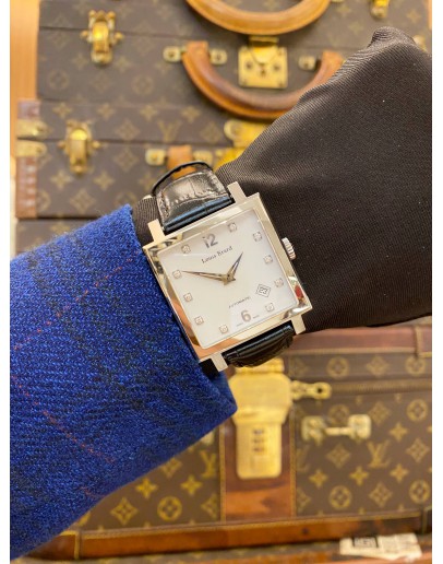 (LIKE NEW) 2018 LOUIS ERARD LA CARRÉE UNISEX REF 69500AA52 WHITE DIAMOND DIAL 35MM AUTOMATIC WATCH -FULL SET-