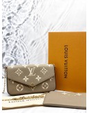 (UNUSED) MICROCHIP LOUIS VUITTON POCHETTE FELICIE IN TOURTERELLE GRAY WITH CREME MONOGRAM EMPREINTE LEATHER -FULL SET-