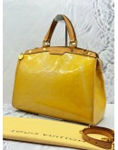 LOUIS VUITTON BREA GM TOTE TOP HANDLE AND SHOULDER BAG IN YELLOW MONOGRAM VERNIS LEATHER