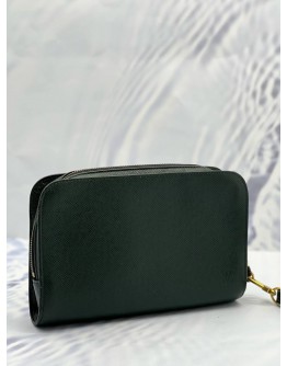 LOUIS VUITTON BAIKAL CLUTCH IN DARK GREEN TAIGA LEATHER 