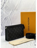 (LIKE NEW) LOUIS VUITTON GASTON WEARABLE WALLET IN BLACK MONOGRAM ECLIPSE CANVAS -FULL SET-
