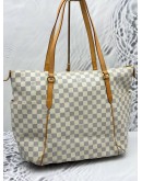 LOUIS VUITTON TOTALLY GM SHOULDER BAG IN WHITE DAMIER AZUR CANVAS