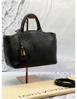 (LIKE NEW) MICROCHIP LOUIS VUITTON PETIT PALAIS BAG IN BLACK MONOGRAM EMPREINTE LEATHER 
