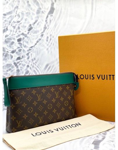 LOUIS VUITTON POCHETTE VOYAGE SOUPLE IN MONOGRAM MACASSAR CANVAS WITH BORNEO GREEN CALFSKIN LEATHER -FULL SET-