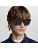 (LIKE NEW) LOUIS VUITTON WAIMEA L SUNGLASSES IN BLACK BOLD MONOGRAM PATTERN -FULL SET-