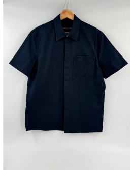 (LIKE NEW) LOUIS VUITTON POCKET SHORT-SLEEVED SHIRT IN DARK BLUE