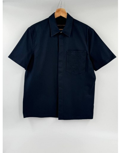 (LIKE NEW) LOUIS VUITTON POCKET SHORT-SLEEVED SHIRT IN DARK BLUE